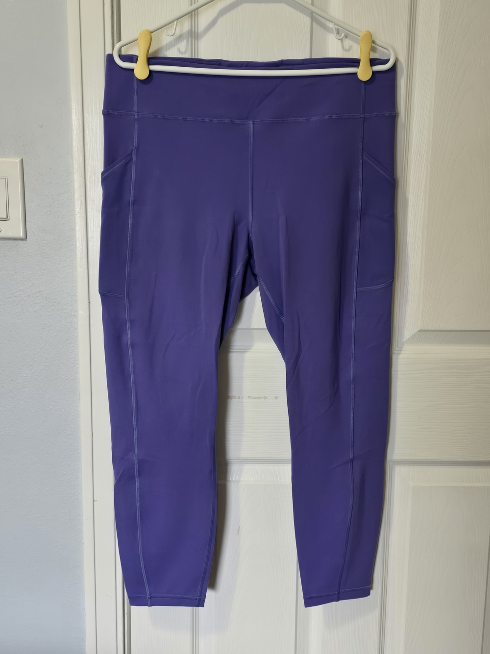 LULULEMON Invigorate 23" High-Rise Crop, Size 14, Charred Indigo, NWOT